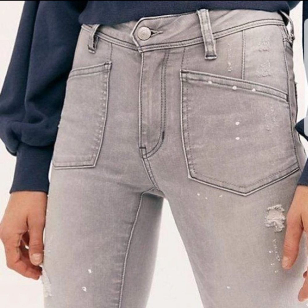 Rare Free People We The Free Ivy Paint Splattered Distressed Jeans